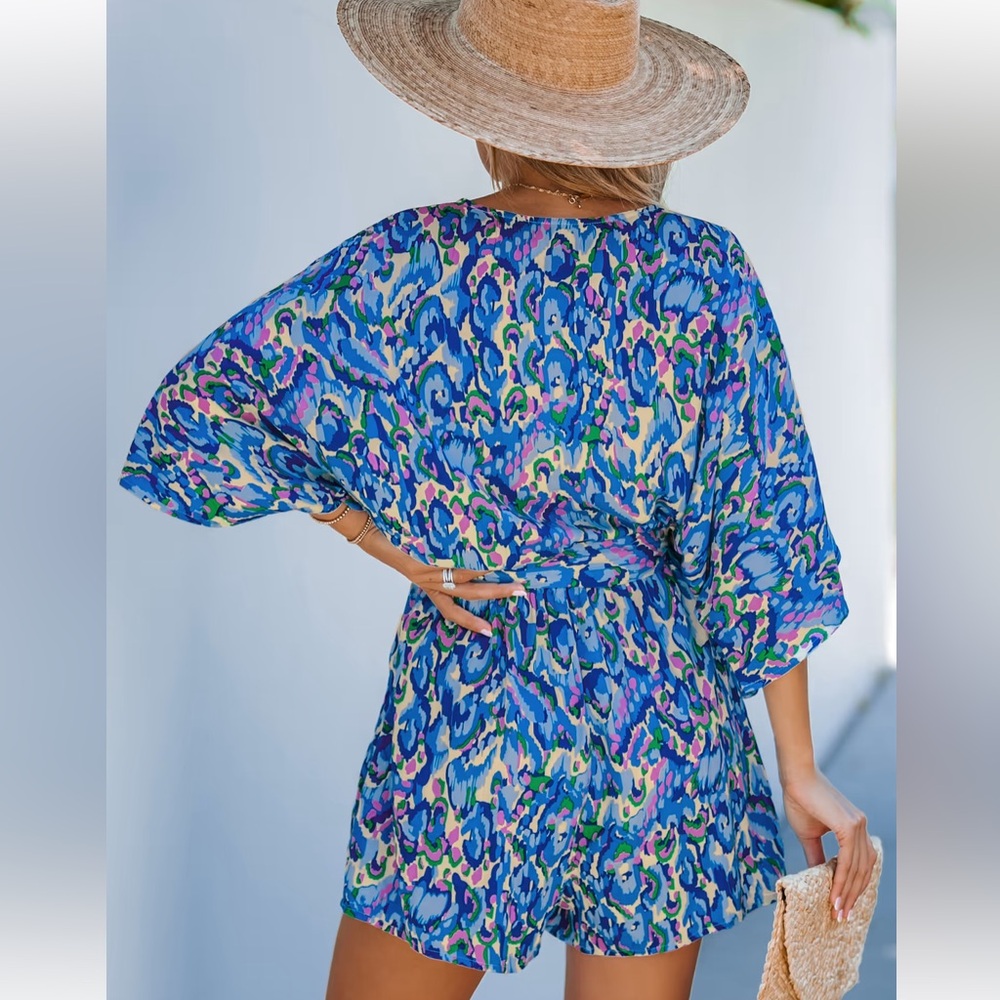 NWT Patterned Women's Romper - Picture 2 of 5